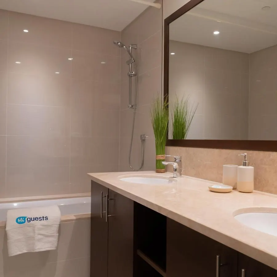 Higuests - Elegant Apt With Terrace Minutes From Burj Khalifa Dubai Apartment